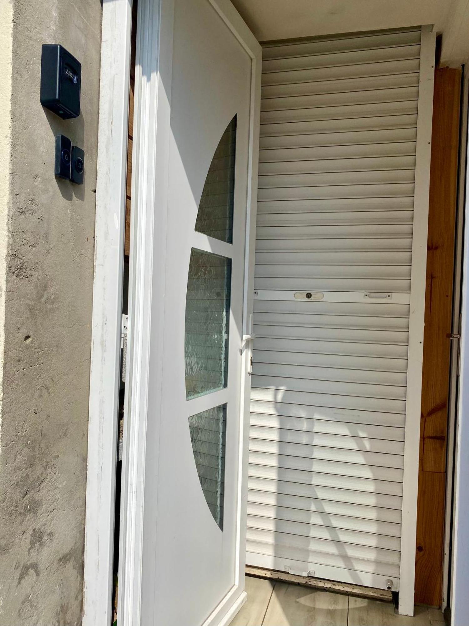 La Petite Escapade Lägenhet Calais Exteriör bild