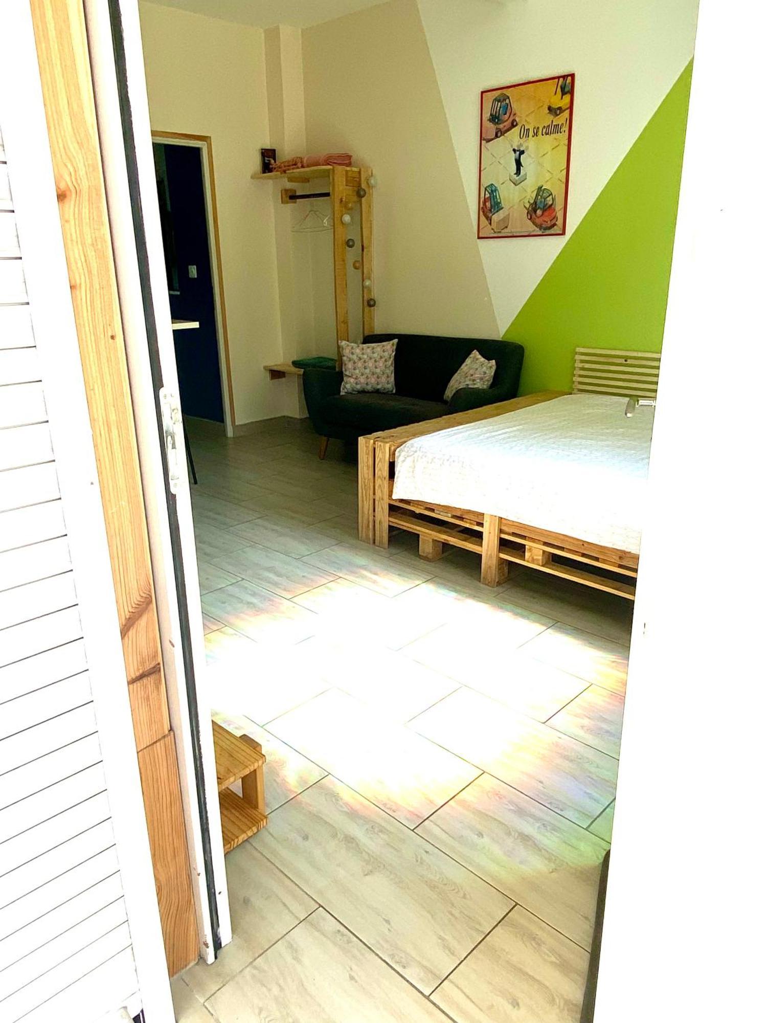 La Petite Escapade Lägenhet Calais Exteriör bild